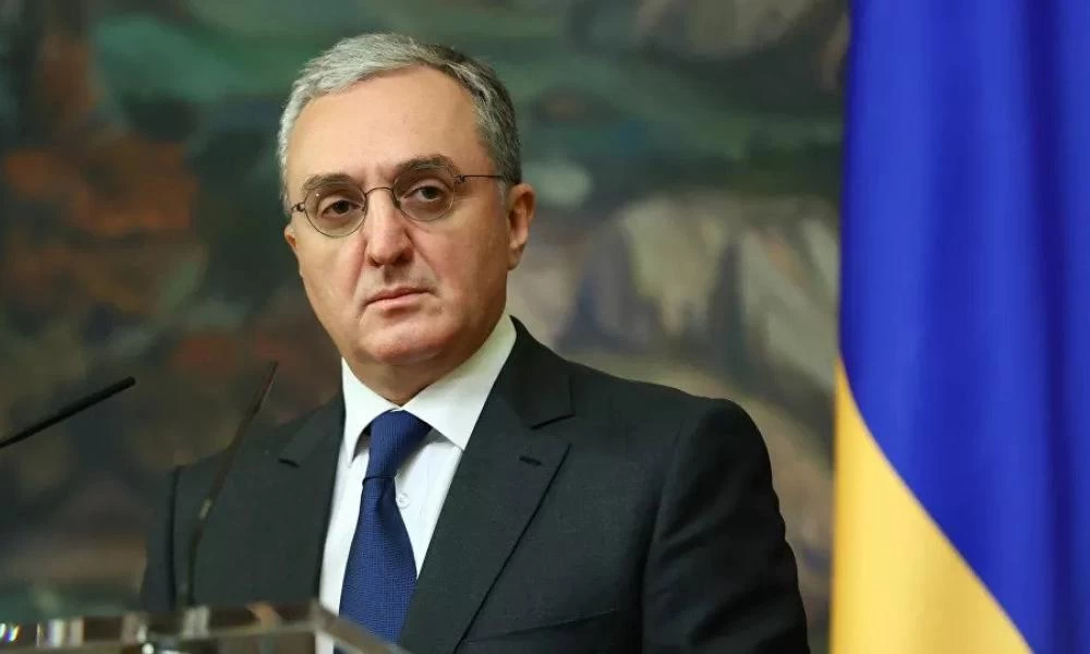 Στη Μόσχα ο Αρμένιος ΥΠΕΞ, Ζοχράμπ Μνατσακανιάν